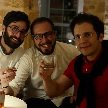 Hotell San Bartolo Vittoria